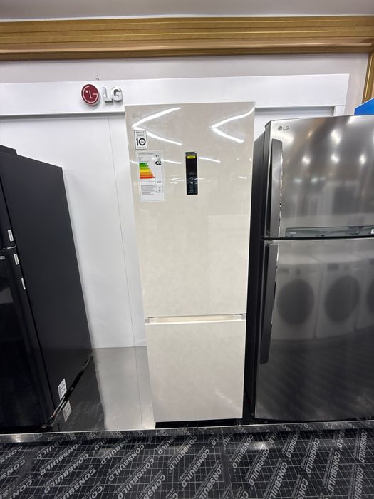 Холодильник LG GC-B459SEUM Invertor Compressor