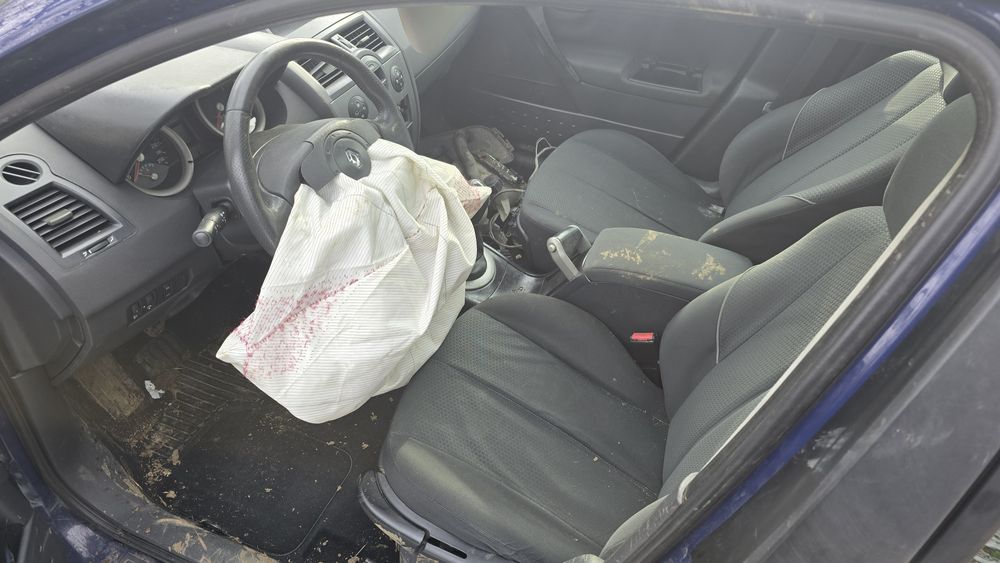 На части Рено Меган 2 1.6 16v 113 Renault Megane бензин