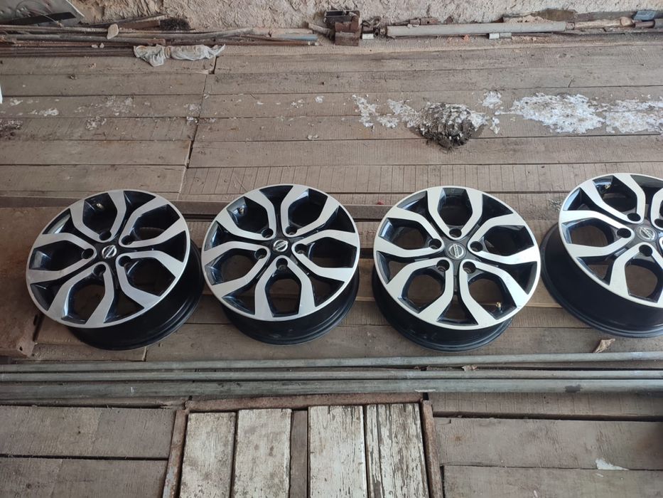 Продам легкосплавные диски на 16