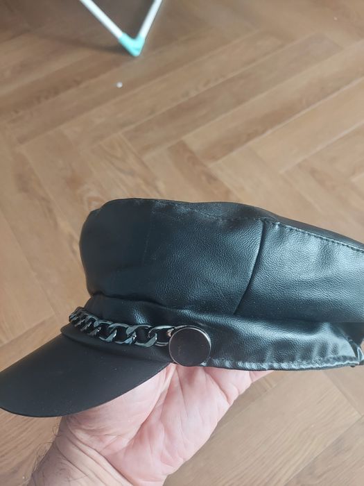 Продам кепку для девушек за  2000 тенге