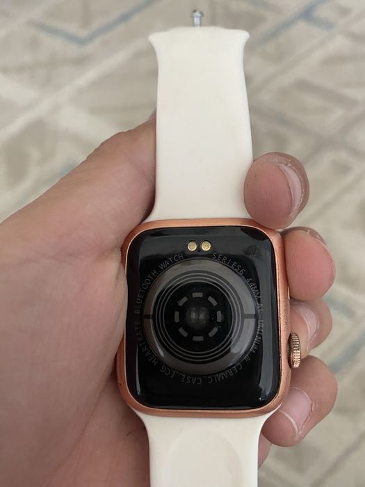 Продам Часы похожие на Apple Watch
