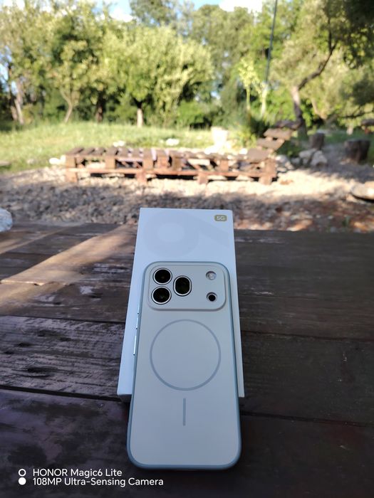 Honor 600 Pro  - 512 GB, 12 GB Ram