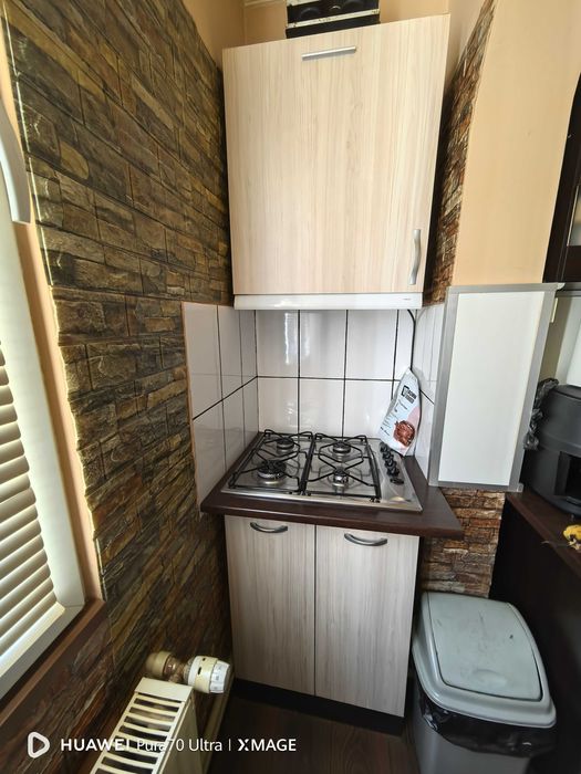 Апартамент двустаен преустроен на тристаен