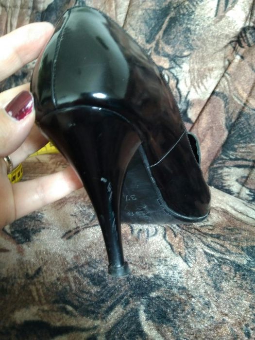 Pantofi de piele marimea 37