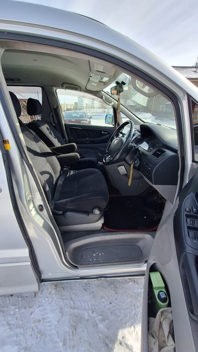 Продам Тойота Альфард