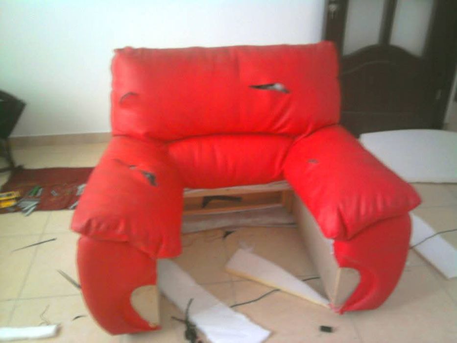 Tapițer la domiciliu clientului