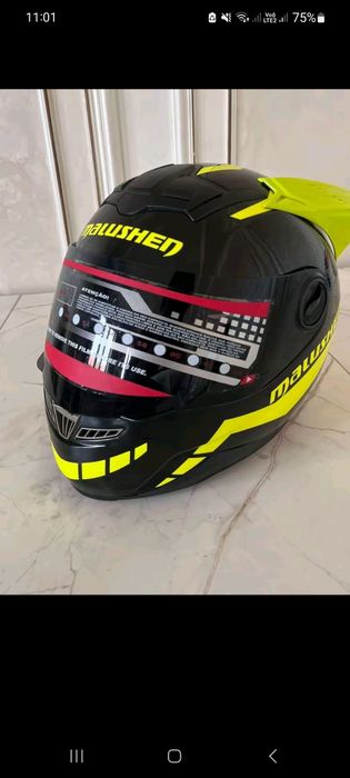 Шлем  Малушен ..