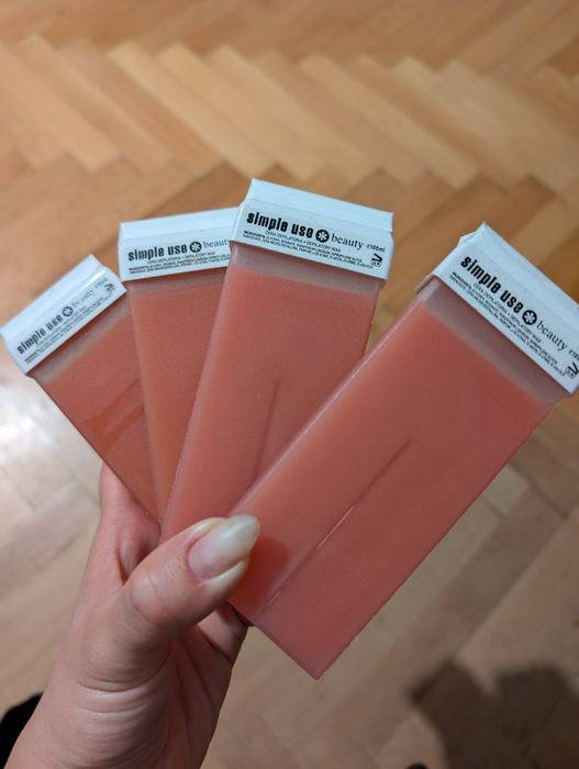 Ролон кола маска, различни видове - 19 бр. за 15 € (0.80 €/бр.)