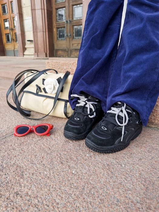 Кроссовки Oakley Switchback (Red Code 0.4)