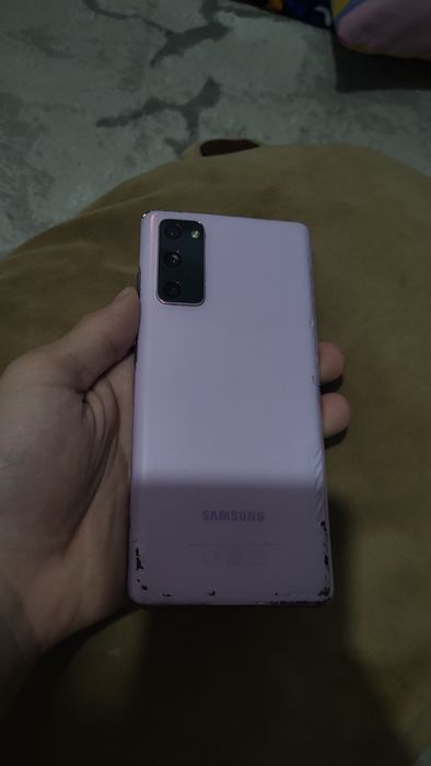 Продаю самсунг с20 фе