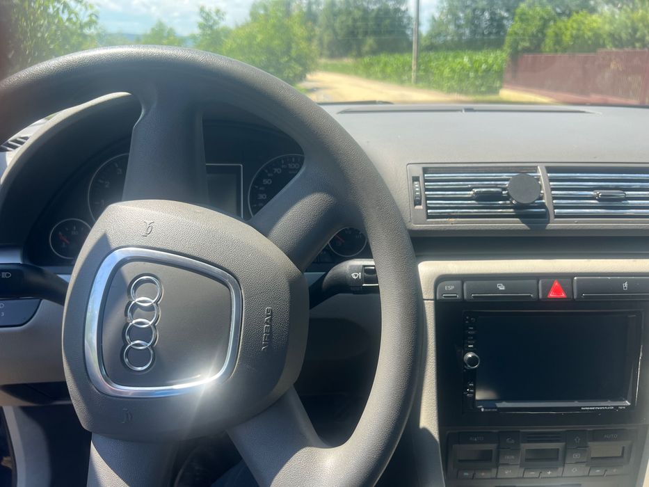 AUDI A4 2005 — imagine 2