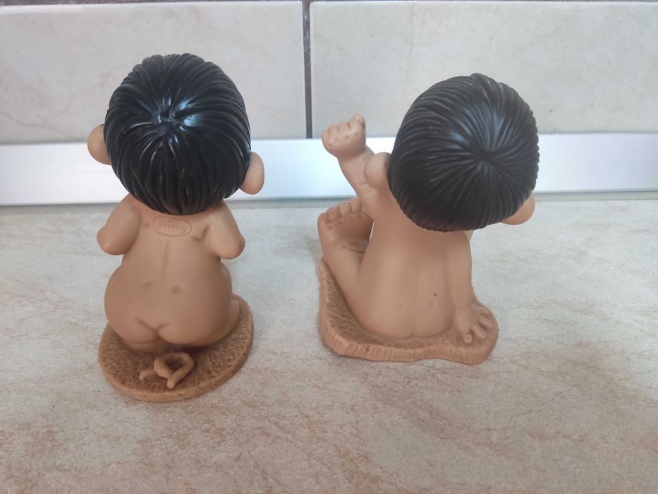 Doua papusi/figurine de colectie Joymi din vinyl