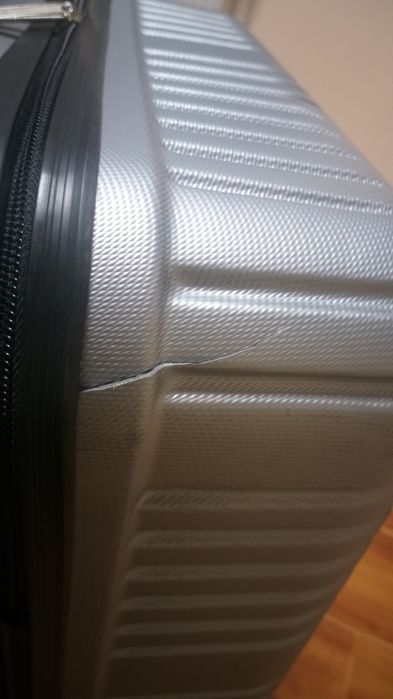 Куфар среден размер