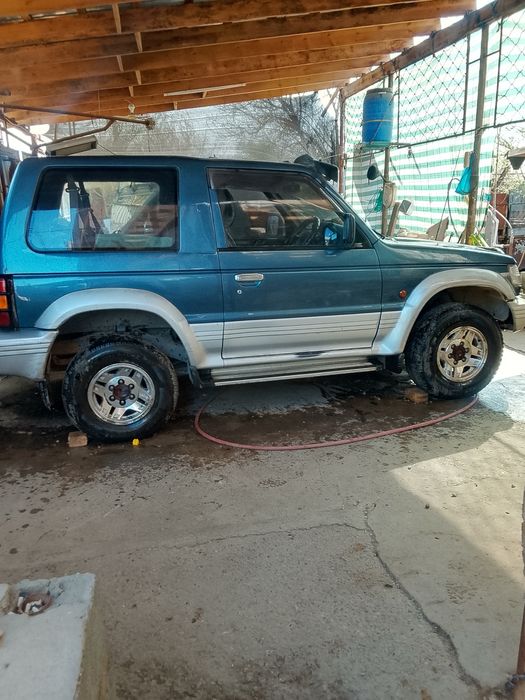 Митсубиси Паджеро