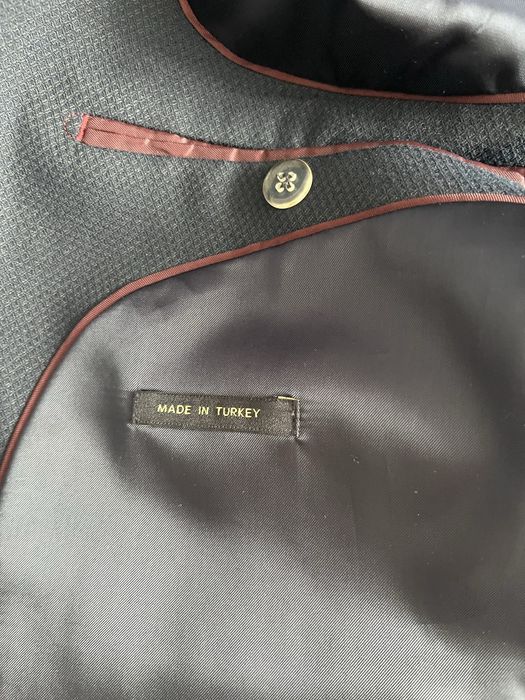 Продам костюм ( тройка )