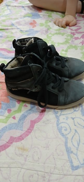 Обувь на мальчика 28-30р.