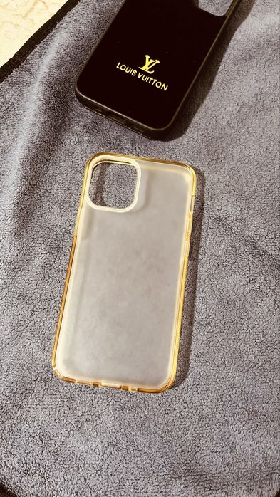 Продам чехол iphone 12 mini