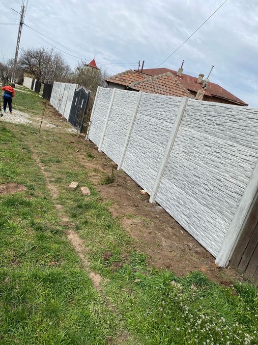 Executam gard beton 150 lei ml