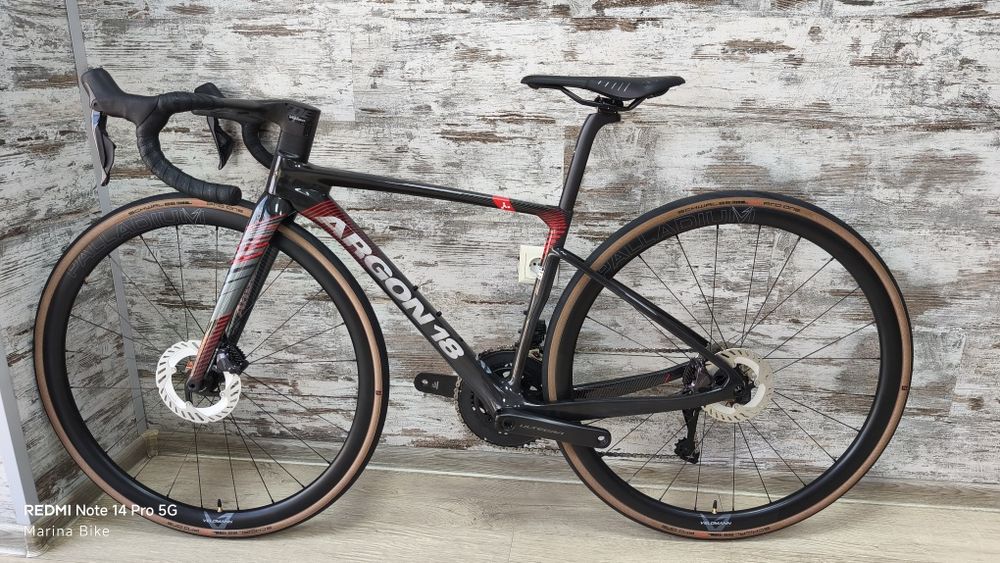 НОВ карбонов шосеен велосипед без капли Argon 18 Sum Pro Ultegra Di2 | XXS