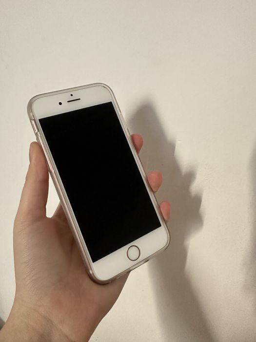 Iphone 6s розовый срочно!!