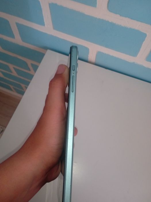 Планшет Teclast 64 Гб Сдох аккумулятор