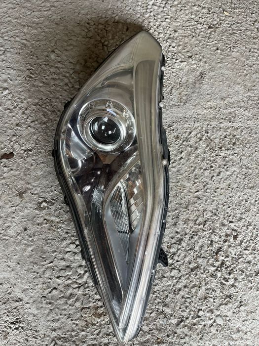 Хундай грендеур фар HG300
