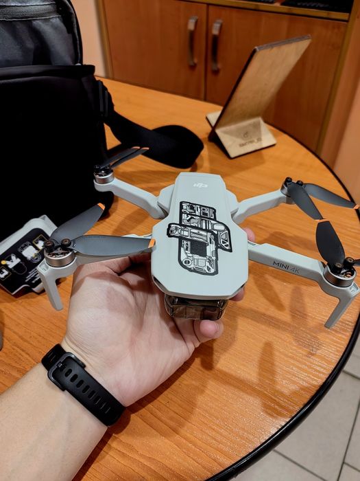 Квадракоптер dji mini 4k fly more