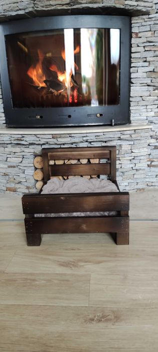 Дървено легло за коте и куче Легло от дърво за кучета и котки