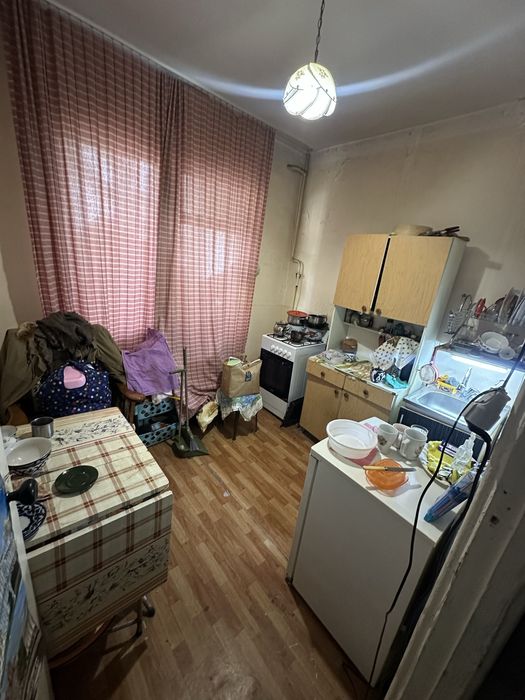 1 этаж 1 хона йул юзида Крестик