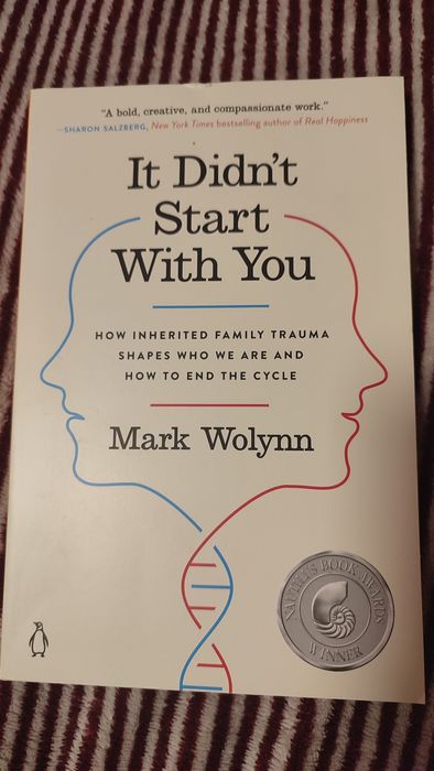 Продавам нови книги