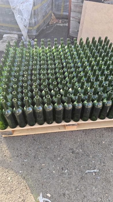 бутылка стеклянная для вина