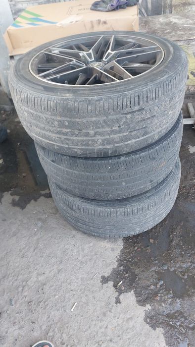 Продам диск с шинами срочно