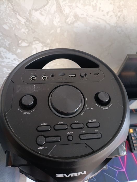 Продам колонку  SVEN PS-720/750