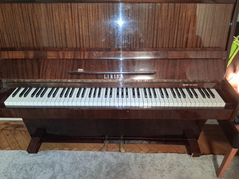 Vand pianina Lirika URSS