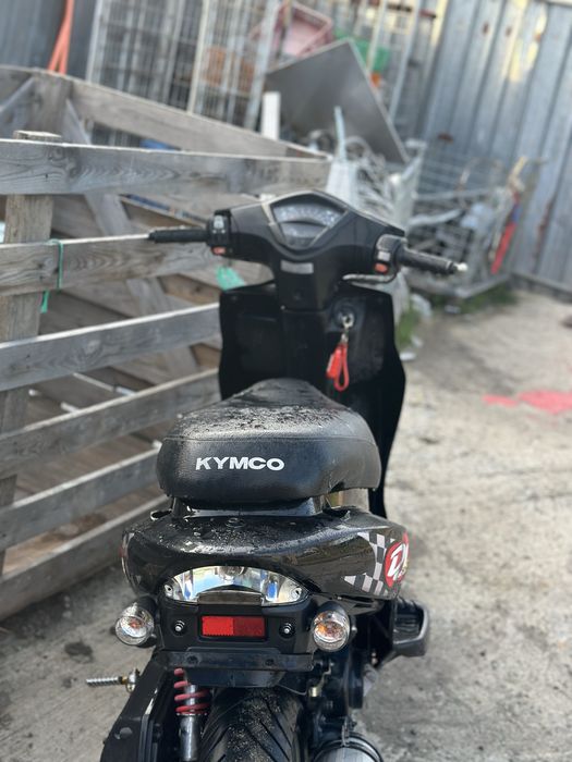 Скутер kymco dj50s