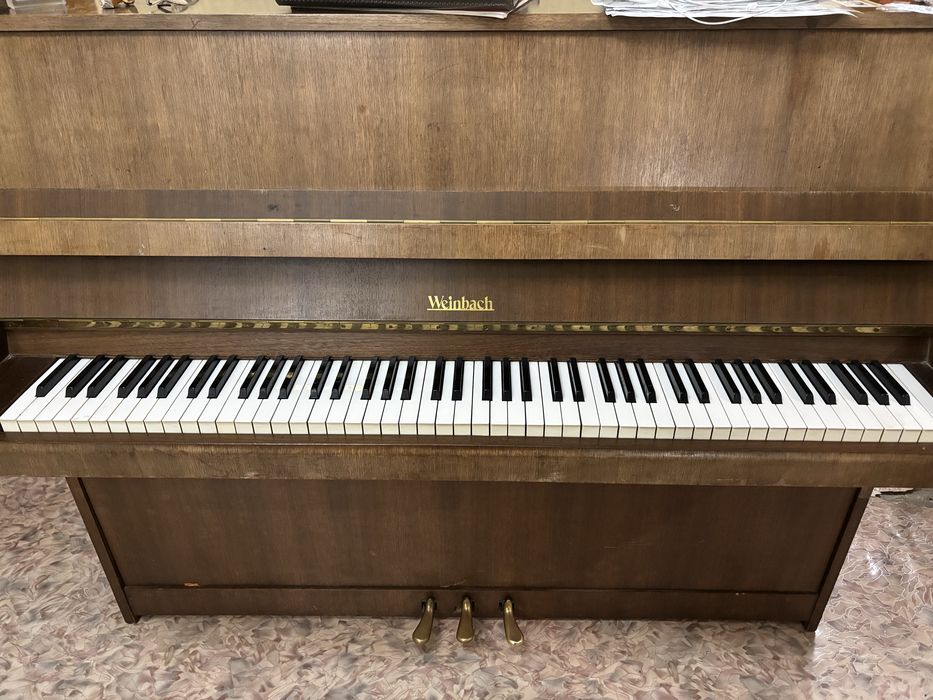 Пианино Weinbach