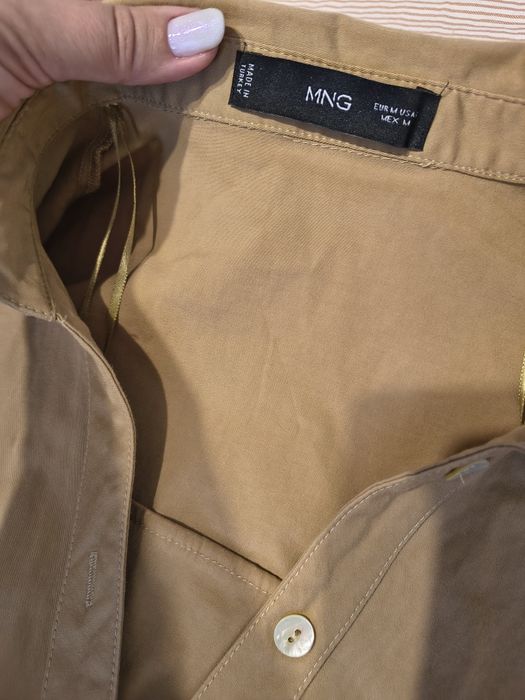 Rochie tip cămașă deosebită Mango