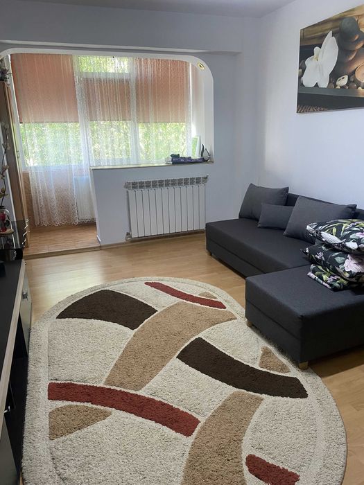 Vand apartament 2 camere cartier OBOR