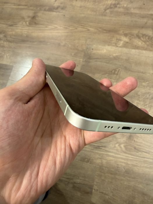 Iphone 12 / 64 gb в идеальном состоянии