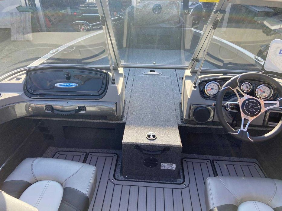 Barca  Crestliner Fish Hawk 1650 SE WT, SUA 2022 cu motor si peridoc