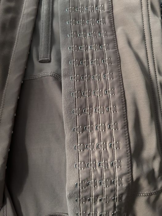 утягивающее белье