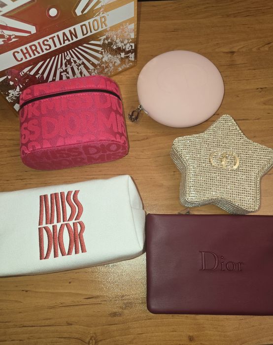 Dior оригинални несесери