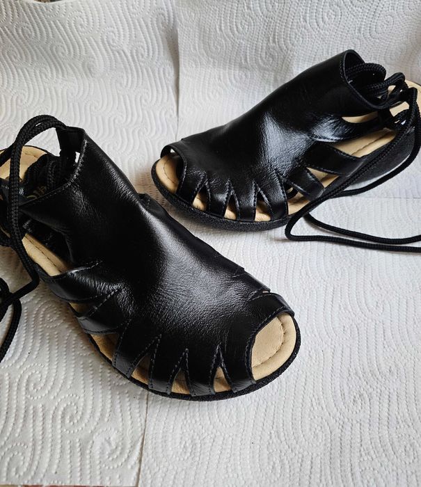 Sandale de dama elegante din piete naturala