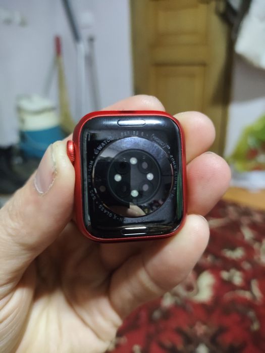 Продам смарт часы apple watch