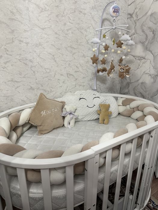 Продам детскую кроватку