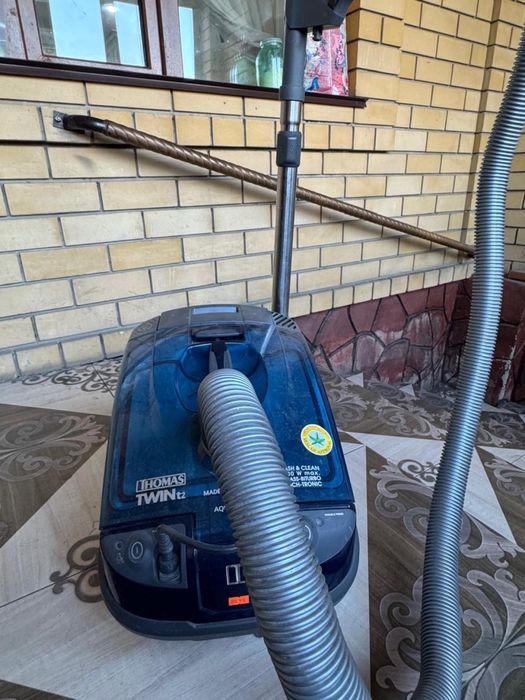 Продам пылесос очень хорошая фирма