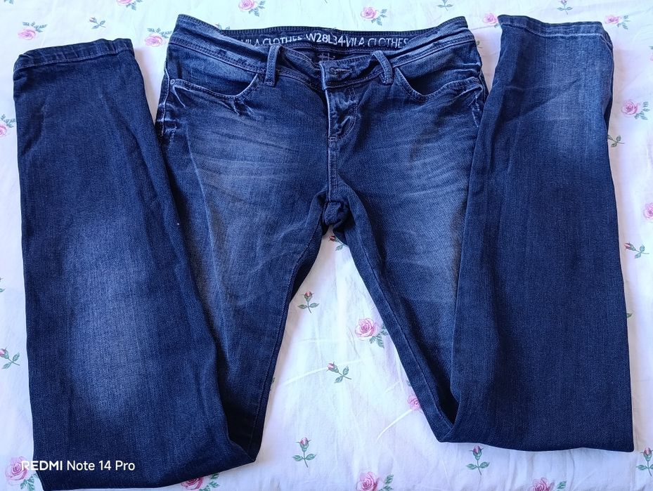 Продавам запазени дънки