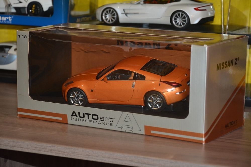 Macheta auto 1/18 Autoart , Nissan 350Z