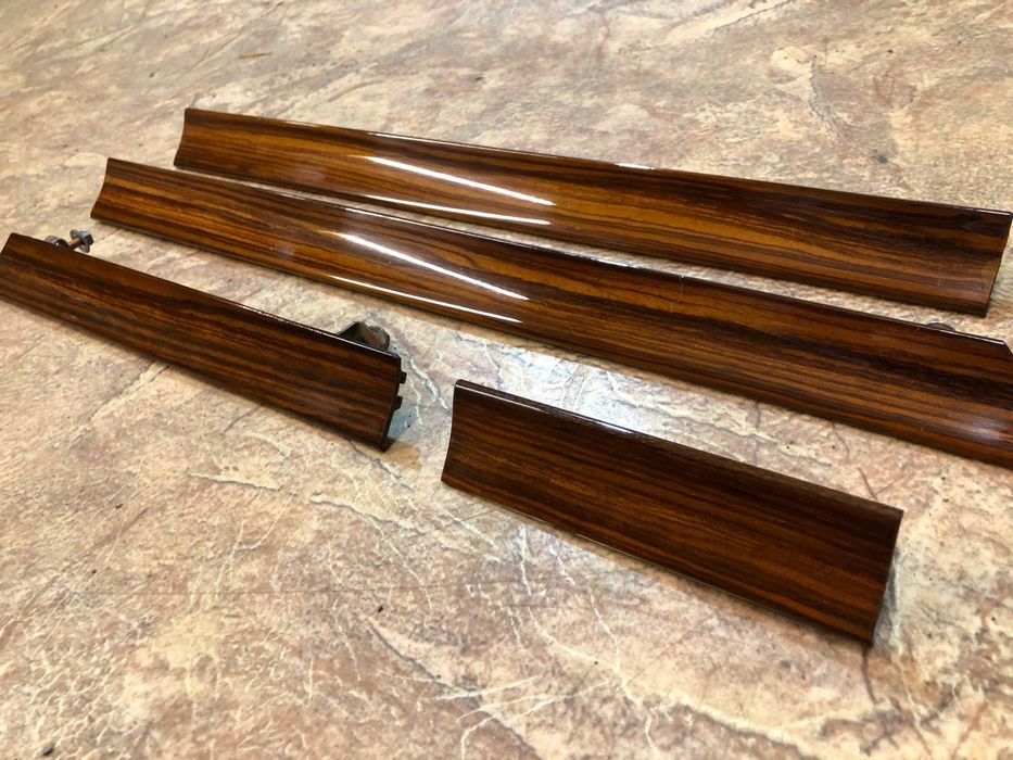 Продам запчасти мерс124