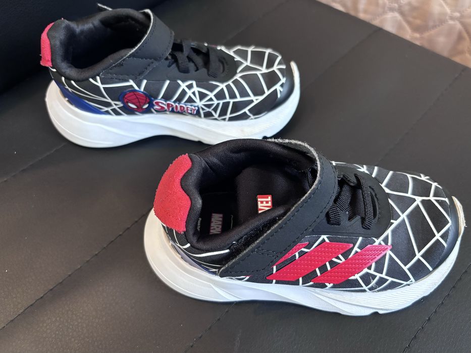 Бебешки и детски дрешки GUESS,ADIDAS